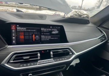 BMW X7 SUV M 4.0 M50i 530KM 2021 BMW X7 M50i 530KM 2021r. xDrive auto zarejestrowane i ubezpieczone w Polsce, zdjęcie 15