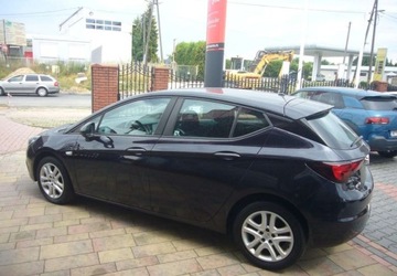 Opel Astra K Hatchback 5d 1.4 Turbo 125KM 2019 Opel Astra Opel Astra V 1.4 T Dynamic 1.4 Benzyna 125KM, zdjęcie 9