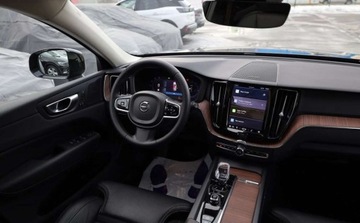 Volvo XC60 II 2023 Volvo XC 60 Volvo XC 60 T6 AWD Plug-In Hybrid R-Design 2.0 Hybryda Plug-in, zdjęcie 16