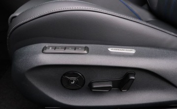 Volkswagen Passat B9 2025 Volkswagen Passat SYGNATURE, RLine Plus, hak, dostepny od reki 2.0, zdjęcie 8