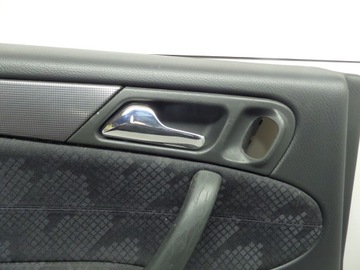 ОБИВКА БОКОВОЙ ДВЕРИ ЗАДНЯЯ ЛЕВАЯ MERCEDES-BENZ C CLASS W203