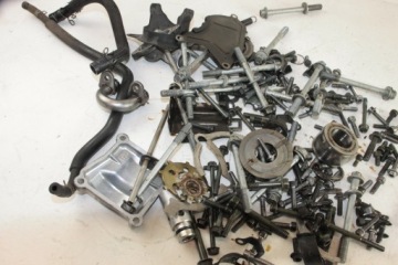 YAMAHA FJR 1300 01-05 БОЛТЫ ДВИГАТЕЛЯ