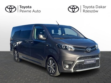 Toyota Proace II Furgon Medium 2.0 D-4D 177KM 2023 Toyota PROACE VERSO 2.0 D4-D Long VIP PROACE VERSO, zdjęcie 6