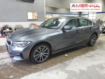BMW Seria 3 G20-G21 2021 BMW Seria 3 2021, 2.0L, 4x4, Hybrid Plug-In, od ubezpieczalni 2.0 288KM