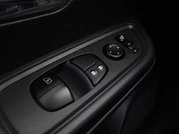 Nissan Micra V 1.0 73KM 2018 Nissan Micra Klimatyzacja Czujniki parkowania, zdjęcie 31