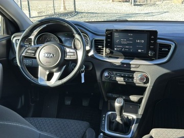 Kia Ceed III Kombi 1.6 CRDi 136KM 2021 Kia Cee&#039;d 1.6 CRDi mHEV M 136KM 2021 Salon PL, zdjęcie 3