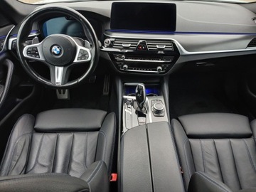 BMW Seria 5 G30-G31 Limuzyna Facelifting 2.0 520d 190KM 2022 BMW 520 BMW 520d xDrive G30, Salon PL, Serwisowany, zdjęcie 27