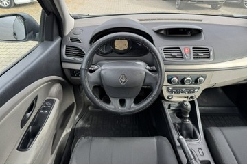 Renault Megane III Grandtour 1.5 dCi 105KM 2009 Renault Megane Grandtour 1.5 dCi 2009 Salon Polska, zdjęcie 7