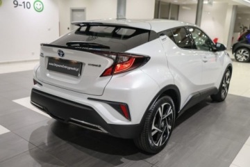 Toyota C-HR I Crossover Facelifting 2.0 Hybrid Dynamic Force 184KM 2023 Toyota C-HR 2.0 Hybrid Style 2.0 Hybryda 184KM, zdjęcie 10