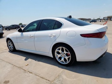 Alfa Romeo Giulia II Sedan Facelifting 2.0 Turbo 280KM 2021 Alfa Romeo Giulia Ti 2021 2.0l 2.0 Benzyna 280KM, zdjęcie 1