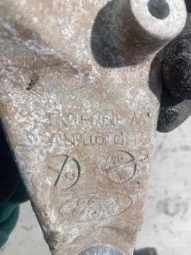 FORD CUSTOM FACELIFT UCHYCENÍ DRŽÁK MOTORU 2.0 TDCI