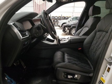 BMW X5 G05 2023 BMW X5 M50I 2023 4.4l 4.4 Benzyna 523KM, zdjęcie 7
