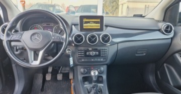 Mercedes Klasa B W246 Sports Tourer 200 CDI BlueEFFICIENCY 136KM 2012 Mercedes-Benz Klasa B B200 CDI 136KM Podgrzewane fotele 1.8 Diesel 136KM, zdjęcie 20
