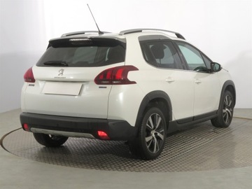 Peugeot 2008 I SUV Facelifting 1.2 PureTech 130KM 2016 Peugeot 2008 1.2 PureTech, Salon Polska, Skóra, zdjęcie 4