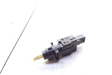 SENZOR PEDÁLU BRZDY FIAT DOBLO CARGO (223_) 46742976 1.9L DIESEL 74KW