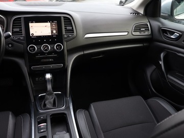 Renault Megane IV Grandtour Facelifting 1.3 TCe 140KM 2021 Renault Megane 1.3 TCe, Salon Polska, zdjęcie 7