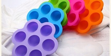 Silikonowa foremka do mrożenia czerwona