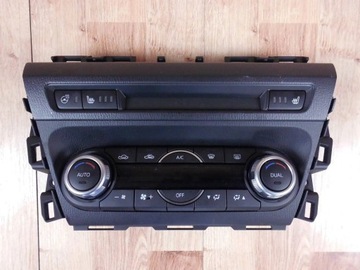 Mazda 3 BM BN 2018 sterowanie panel kliamtyzacji BAER61190D