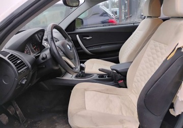 BMW Seria 1 E81/E87 Hatchback 5d E87 1.6 116i 122KM 2011 BMW Seria 1 2011r, 2.0 Benzyna. Lekko uszkodzony lewy bok. Jezdzi. 1.6, zdjęcie 6