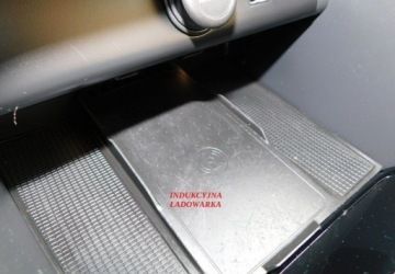 Volvo XC40 2021 Volvo XC 40 2.0T INSCRIPTION Bezowa Skora BLiS 2.0 Benzyna 197KM, zdjęcie 25