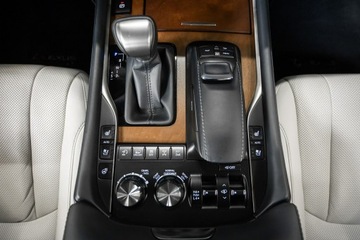 Lexus LX IV (570) 5.7 V8 367KM 2019 Lexus LX570 V8 367 KM Salon Polska. Bezwypadek., zdjęcie 25