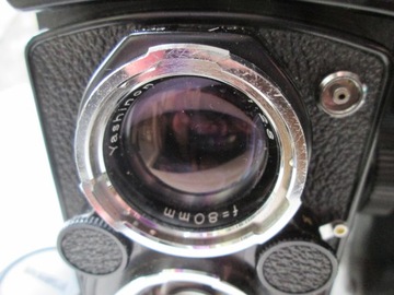 Камера Yashica Mat 124G