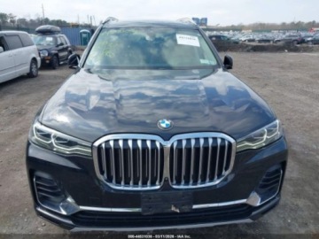 BMW X7 2021 BMW X7 xDrive40i 2021 3.0 Benzyna 335KM, zdjęcie 8