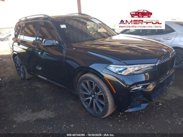 BMW X7 2022 BMW X7 m50i, 2022r., 4x4, 4.4L 4.4 Benzyna 523KM