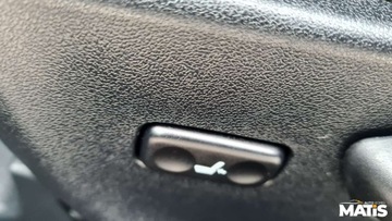 Toyota Avensis III Sedan Facelifting 2015 1.8 Valvematic 147KM 2015 Toyota Avensis 1.8BENZ manual Navi kamera climatronic 100 bezwypadek 1.8, zdjęcie 25