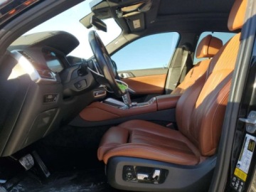 BMW X6 G06 2022 BMW X6 XDrive40I 2022 3.0l 3.0 Benzyna 335KM, zdjęcie 7