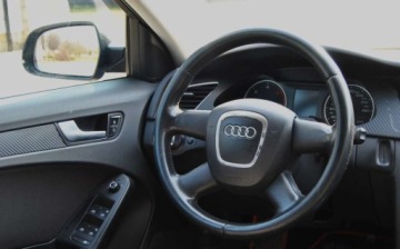 Audi A4 B8 2009 Audi A4 Avant GWARANCJA, 2.0 TDI, Automat, Dobrze utrzymana, Po duzym serw, zdjęcie 9