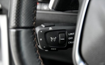 Peugeot 3008 II Plug-In Hybrid Facelifting 1.6 HYBRID4 300KM 2021 Peugeot 3008 SKORA Alusy LED Navi. BLIS linne assist Grzane fotele 1.6, zdjęcie 27