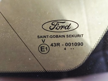 Mondeo MK5 заднее правое стекло кузова универсал, черный