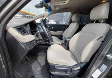 Kia Carens IV Minivan Facelifting 1.7 VGT CRDI 141KM 2017 Kia Carens 1.7 Diesel 141KM, zdjęcie 10