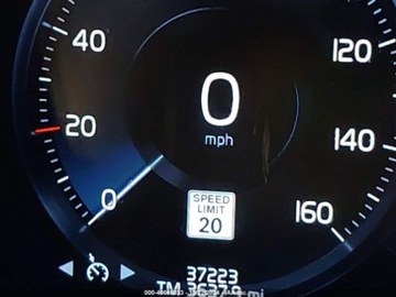 Volvo XC60 II 2021 Volvo XC 60 2021 Volvo XC60 T6 AWD Momentum 2.0 Benzyna 330KM, zdjęcie 14