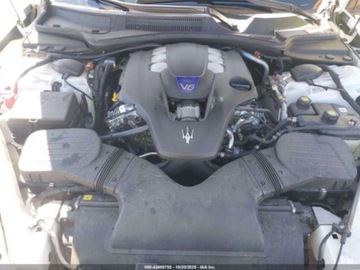 Maserati Quattroporte II 2022 Maserati Quattroporte Modena 2022 3.0l 3.0 Benzyna 424KM, zdjęcie 8