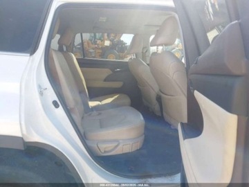 Toyota Highlander III 2022 Toyota Highlander XLE 2022 3.5l 3.5 Benzyna 295KM, zdjęcie 12