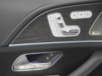 Mercedes GLE V167 SUV Facelifting 3.0 450d 367KM 2026 MERCEDES-BENZ GLE 450 d 4-Matic AMG Line 3.0 (367KM) 2026, zdjęcie 14