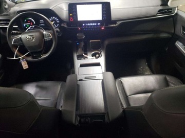 Toyota Sienna III 2022 Toyota Sienna XLE 2022 2.5l 2.5 Hybryda 245KM, zdjęcie 8