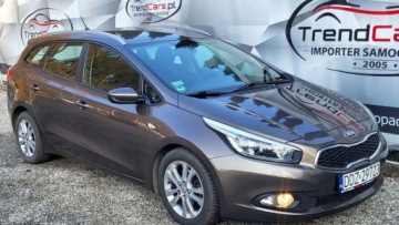 Kia Ceed II Kombi 1.6 CRDi 128KM 2013 Kia Ceed 1.6 128 KM bezwypadkowa zarejestrowana oryginalny przebieg 1.6, zdjęcie 13