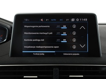 Peugeot 3008 II Crossover 1.2 PureTech 130KM 2018 Peugeot 3008 virtual cocpit navi półskóra, zdjęcie 27