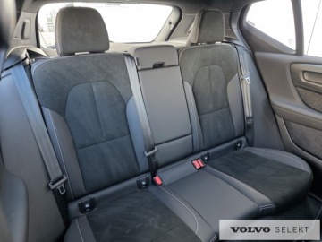 Volvo XC40 Crossover Facelifting 2.0 B3 163KM 2023 Volvo XC 40 PL Salon Core/Plus B3 163KM ACC BLIS M, zdjęcie 15