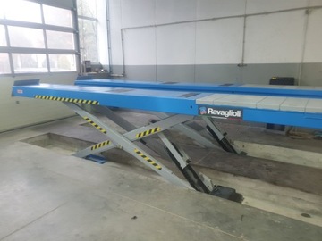 Диагностический ножничный подъемник Ravaglioli