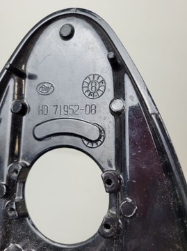 HARLEY DAVIDSON SOFTAIL CROSS BONES 2009+ OBUDOWA LICZNIKA NA ZBIORNIK