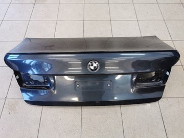 VÍKO KUFRU ZADNÍ LOĎKA SPOILER BMW F90 M5 G30