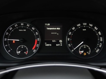 Skoda Octavia IV Kombi 2.0 TDI 115KM 2021 Skoda Octavia 2.0 TDI, Salon Polska, zdjęcie 10