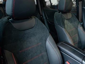 Mercedes GLB SUV AMG 35 2.0 306KM 2025 MERCEDES-BENZ GLB AMG 35 4-Matic Suv 2.0 (306KM) 2025, zdjęcie 7