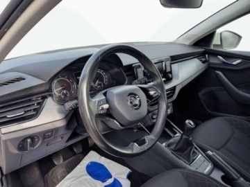 Skoda Scala Hatchback 1.0 TSI 110KM 2020 Skoda Scala Salon Polska Kamera Podgrzewane fotele Benzyna 110KM, zdjęcie 11