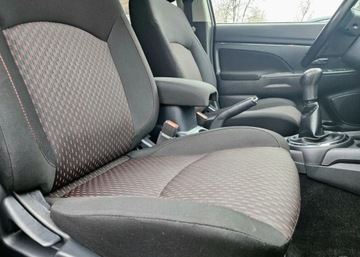 Mitsubishi ASX I SUV Facelifting 2016 1.6 117KM 2018 Mitsubishi ASX BENZYNA 1.6 ,Niski przebieg,Dobrze wyposazony 1.6 Benzyna, zdjęcie 18