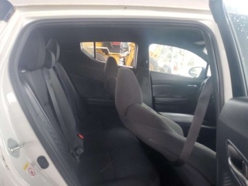 Toyota C-HR I 2018 Toyota C-HR 2018 TOYOTA C-HR XLE 2.0 Benzyna 144KM, zdjęcie 10